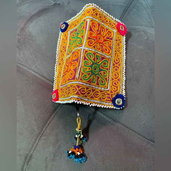 S O L D.   Included when u Bundle 2 or more Kantha Bae or Magnolia Pearl Items - Picture 6 of 6